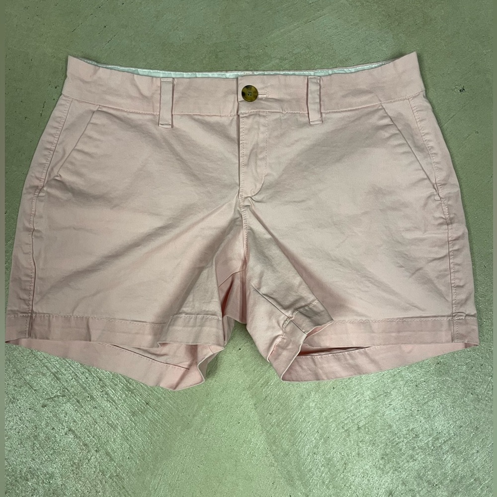 Old Navy pale pink chino shorts size 2